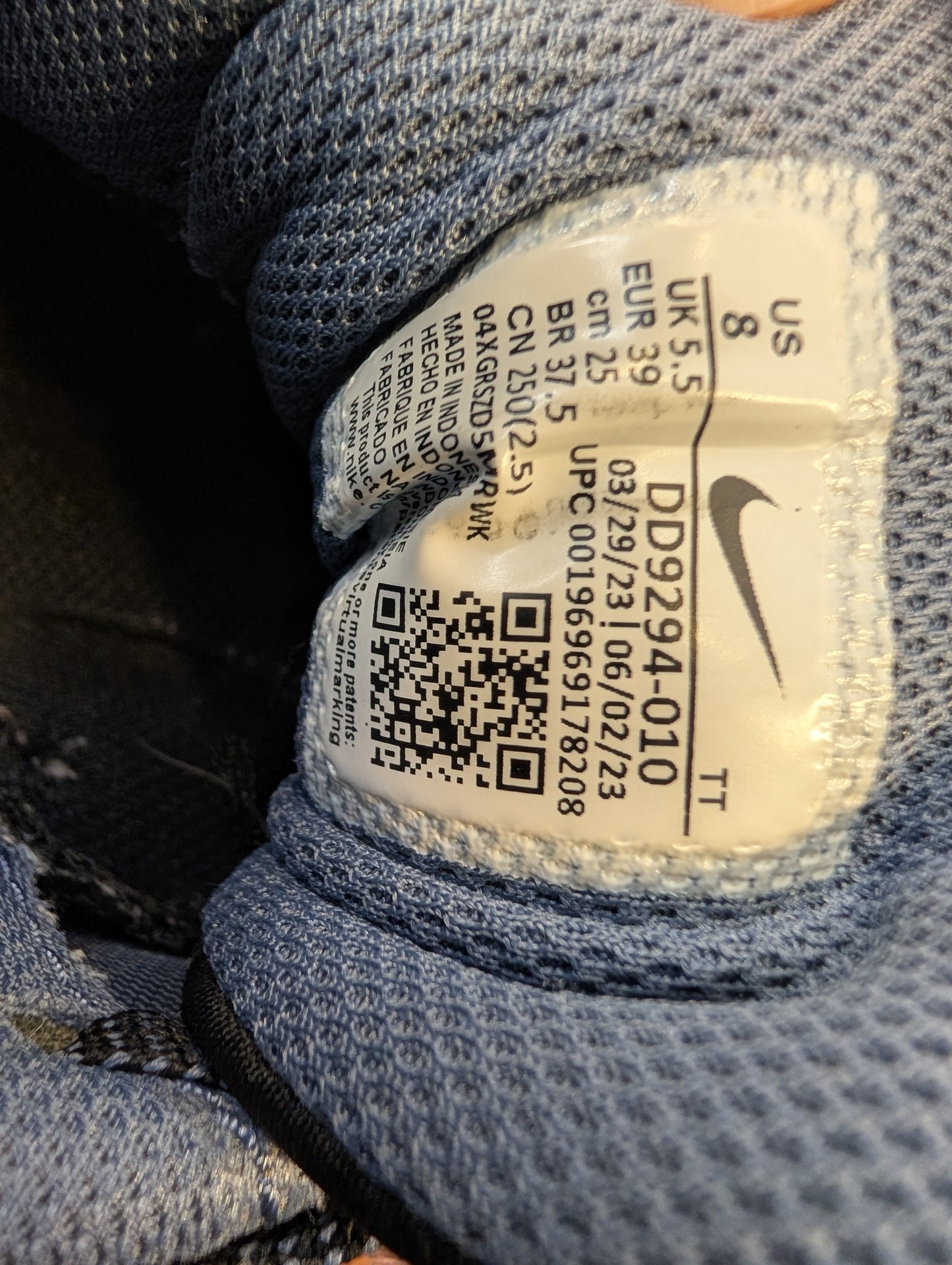 Nike Downshifter 12 Shoes US 8/UK 5.5